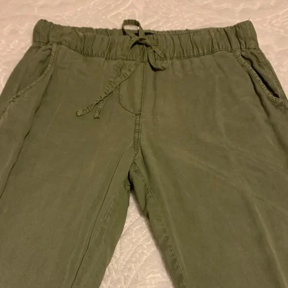 NWOT Sanctuary Green Tencel Joggers - Picture 7 of 9